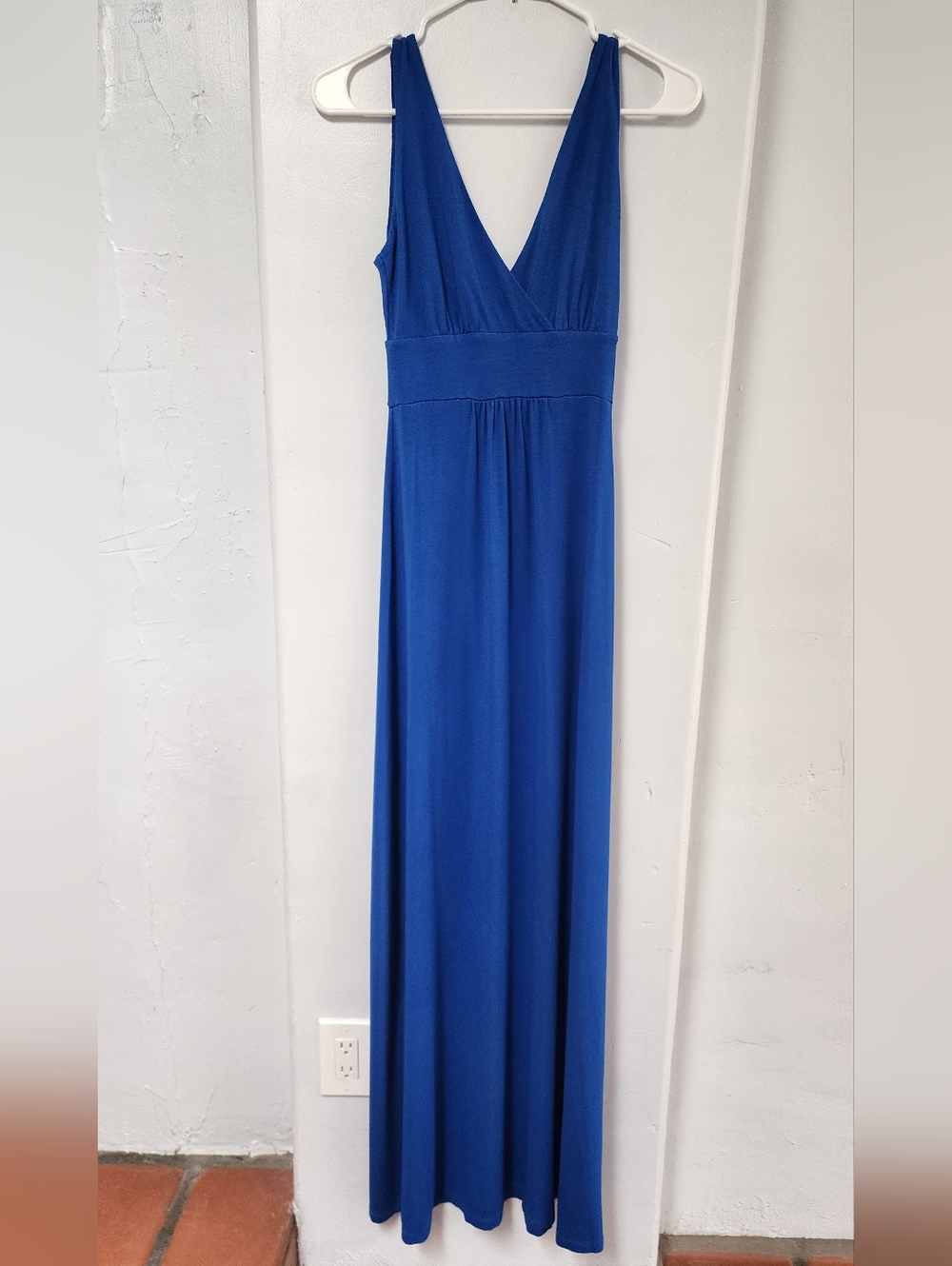 Willi Smith Royal Blue V-Neck Sleeveless Maxi Dress